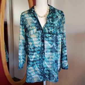 White Stag women's long sleeve, button up blouse